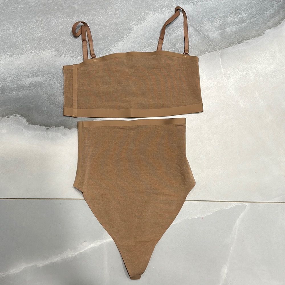 NWOT SKIMS Sculpt bandeau bralette and high waisted thong